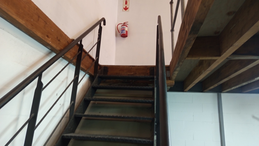 To Let commercial Property for Rent in Maitland Western Cape